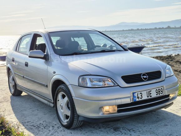 Sahibinden Opel Astra 1.6 CD 2000 Model 257 bin km yanıksız emsalsiz