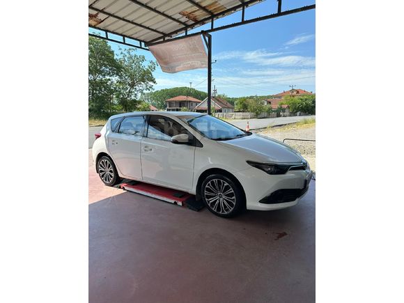 Sahibinden Toyota Auris 1.6 Active 2016 Model