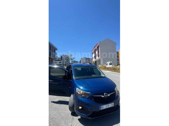 Sahibinden Opel Combo 1.5 CDTI Ultimate 2023 Model  60.000 km Lacivert