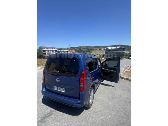 Sahibinden Opel Combo 1.5 CDTI Ultimate 2023 Model  60.000 km Lacivert
