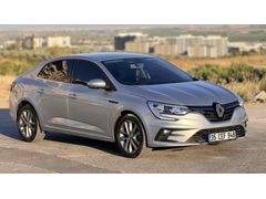 Sahibinden Renault Megane 1.3 TCe Joy Comfort 2022 Model  31.000 km Gri (metalik)