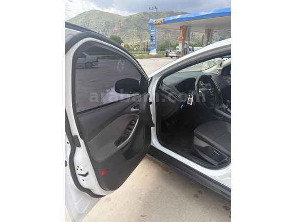 Sahibinden Ford Focus 1.6 TDCi Trend 2013 Model 
