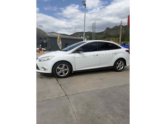 Sahibinden Ford Focus 1.6 TDCi Trend 2013 Model 
