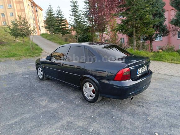 Sahibinden Opel Vectra 1.6 Comfort 2000 Model 