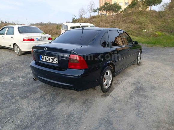 Sahibinden Opel Vectra 1.6 Comfort 2000 Model 