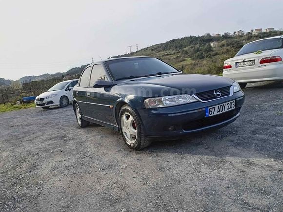 Sahibinden Opel Vectra 1.6 Comfort 2000 Model 