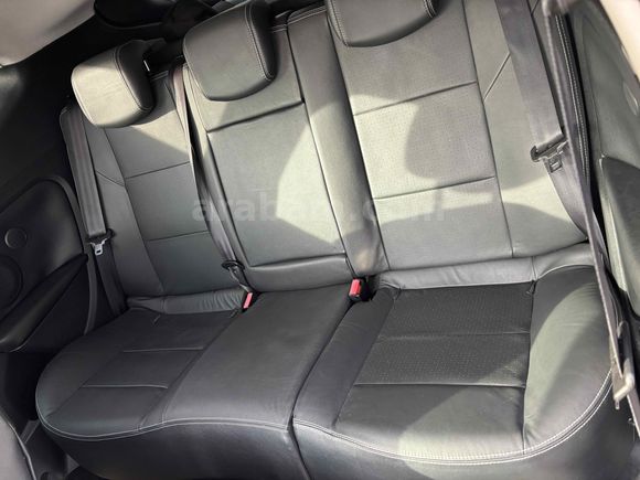 Sahibinden Renault Megane 1.6 Coupe Dynamique 2010 Model 