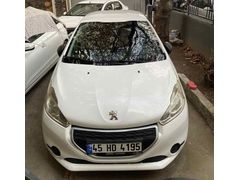  Peugeot 208 1.2 VTi Access 2012  140 bin km 