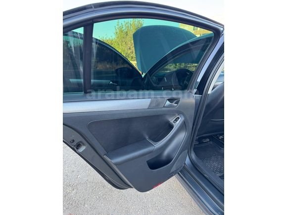 Sahibinden Volkswagen Jetta 1.6 TDi Highline 2012 Model