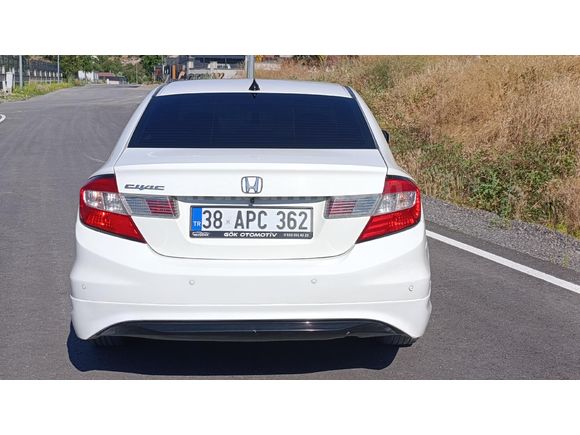 Sahibinden Honda Civic 1.6i VTEC Dream 2012 Model Fb7