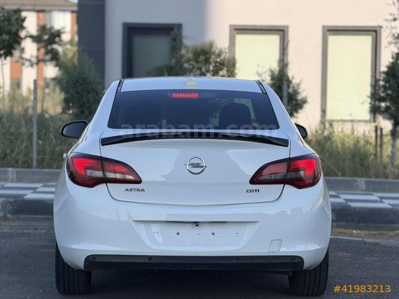 ENS/ OPEL ASTRA 1.6 CDTI SEDAN EDİTİON 140.000 KM
