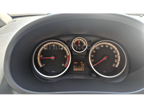 İLK SAHİBİNDEN KUSURSUZ 2014 OPEL CORSA D 1.3 CDTI ACTIVE