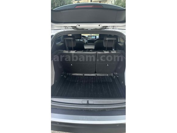 Sahibinden Peugeot e-2008 Allure 2024 Model 