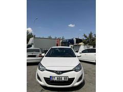 Sahibinden Hyundai i20 1.4 CVVT Sense 2013 Model 