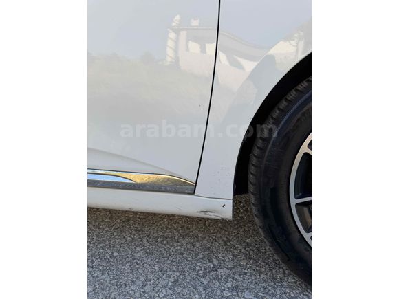 Sahibinden Renault Clio 1.0 SCe Joy 2022 Model 