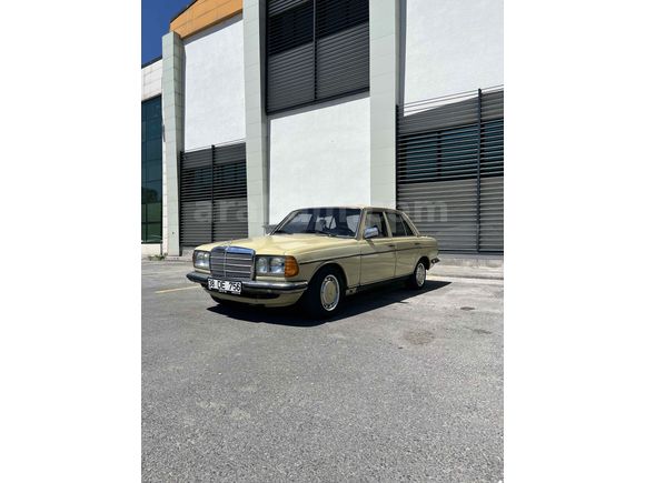 Galeriden Mercedes - Benz E 200 1978 Model Kayseri