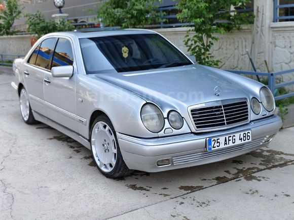 Sahibinden Mercedes - Benz E 200 Elegance 1996 Model