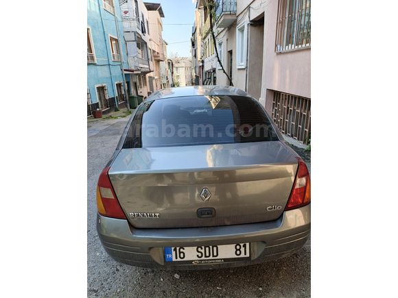 Sahibinden Renault Clio 1.4 RNA 2001 Model