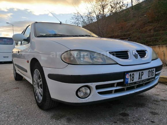 Sahibinden Renault Megane 1.6 RTE 2001 Model 