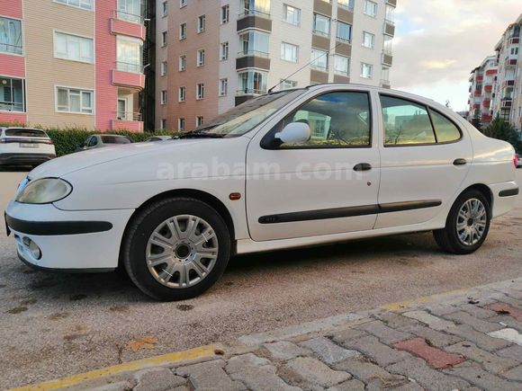 Sahibinden Renault Megane 1.6 RTE 2001 Model 