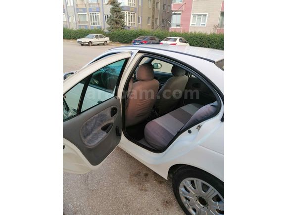 Sahibinden Renault Megane 1.6 RTE 2001 Model 