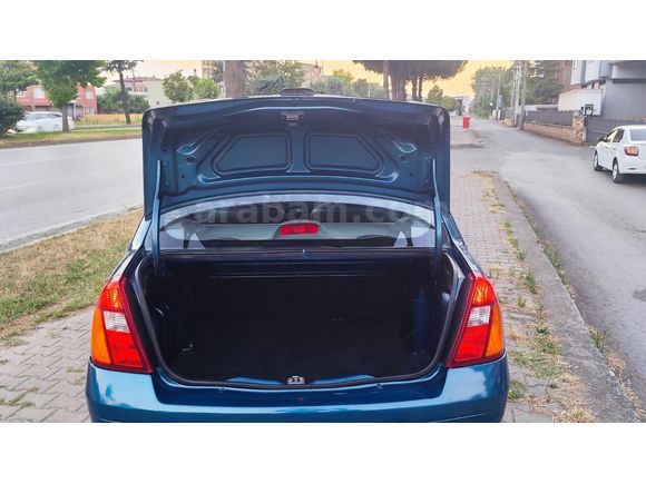 Galeriden Renault Clio 1.4 RNA 2000 Model Samsun