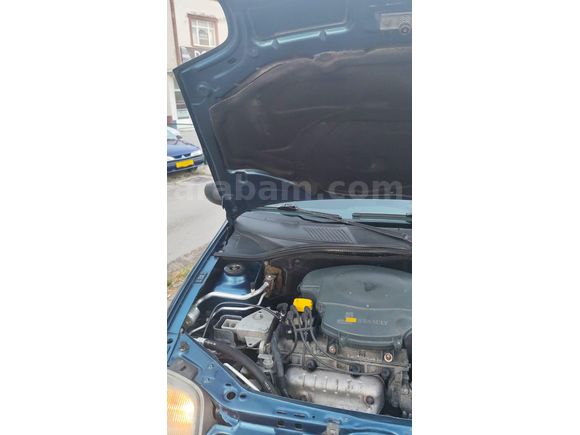 Galeriden Renault Clio 1.4 RNA 2000 Model Samsun