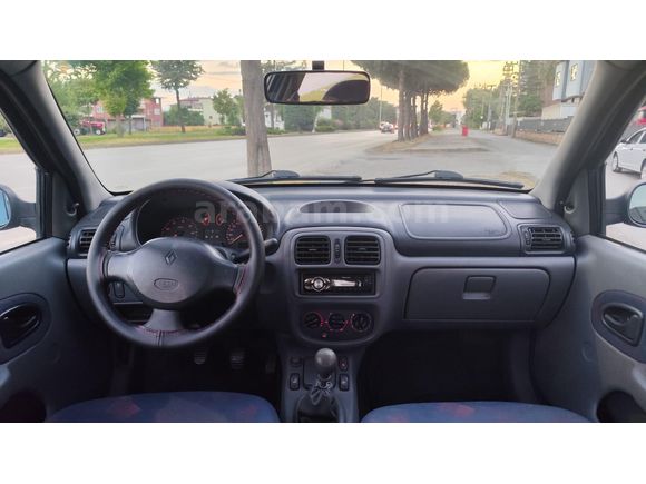 Galeriden Renault Clio 1.4 RNA 2000 Model Samsun