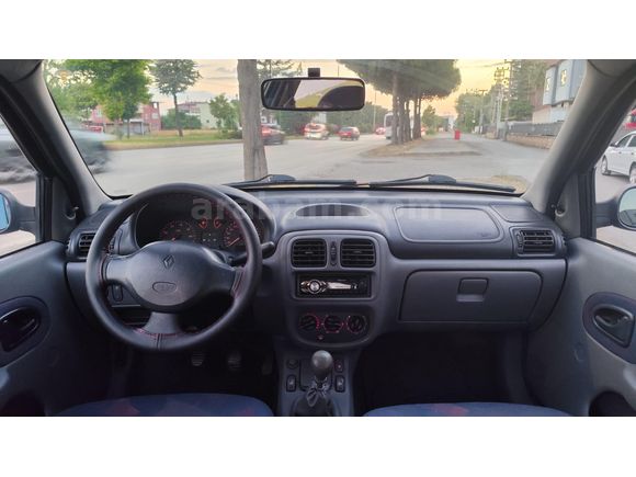 Galeriden Renault Clio 1.4 RNA 2000 Model Samsun
