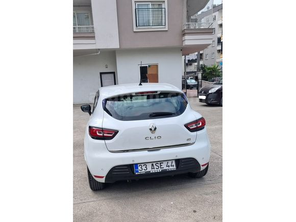  Öğretmenden Temiz Renault Clio 1.5 dCi Icon 2016 Model 