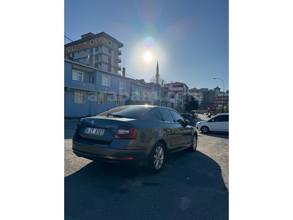 Sahibinden Skoda Octavia 1.6 TDI Style 2017 Model