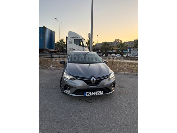Sahibinden Renault Clio 1.0 TCe Touch 2023 Model 