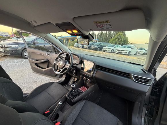 Sahibinden Renault Clio 1.0 TCe Touch 2023 Model 