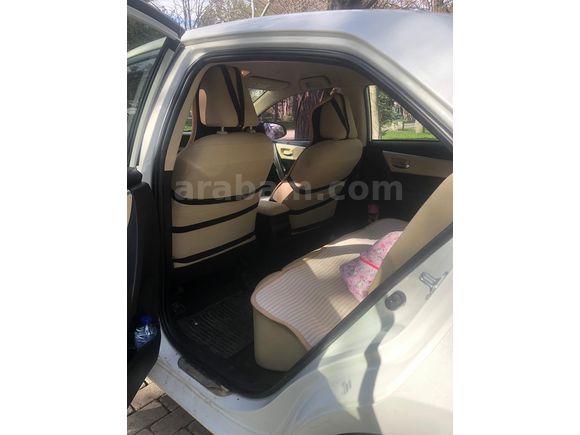 MEMURDAN BEYAZ TOYOTA 