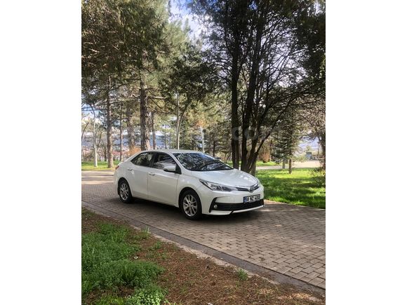 MEMURDAN BEYAZ TOYOTA 