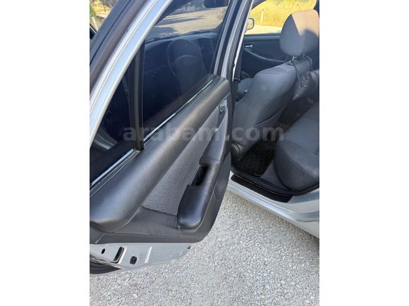 Galeriden Toyota Corolla 1.6 Terra 2004 Model Konya