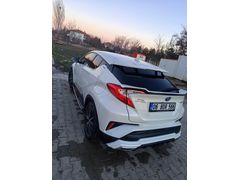 Sahibinden Toyota C-HR 1.8 Hybrid Diamond 2017 Model 