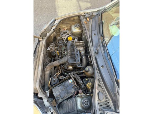 Sahibinden Renault Kangoo 1.5 dCi Expression 2004 Model 