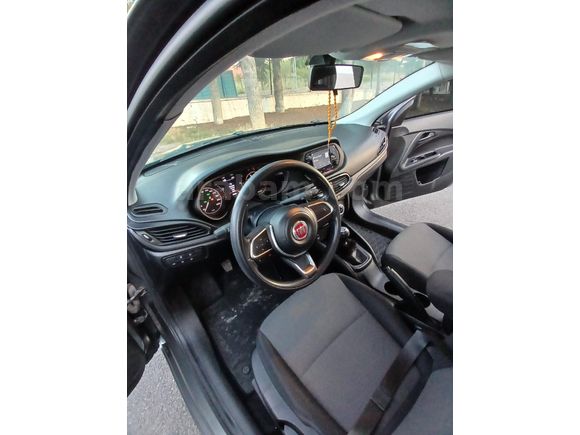 Sahibinden Fiat Egea 1.4 Fire Easy 2024 Model