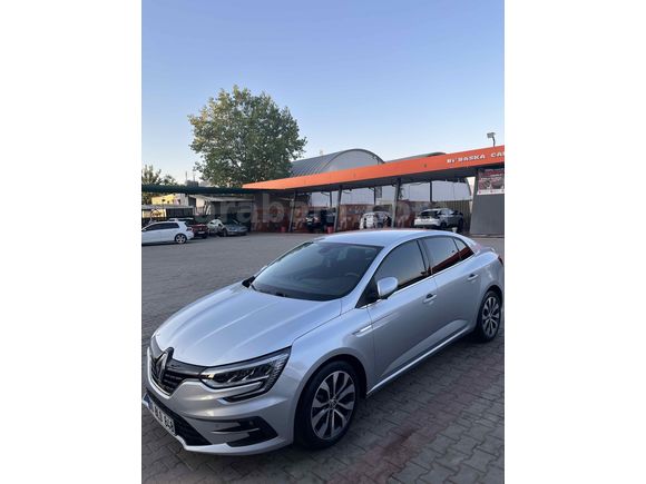 Sahibinden Renault Megane 1.3 TCe Icon 2024 Model 