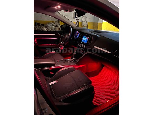 Sahibinden Renault Megane 1.3 TCe Icon 2024 Model 