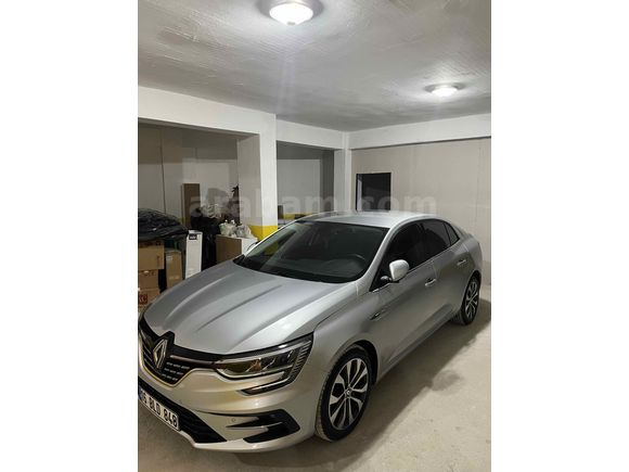 Sahibinden Renault Megane 1.3 TCe Icon 2024 Model 