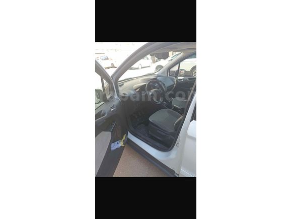 Memurdan Tertemiz Ford Courier Titanium  Ekstralı 