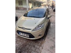 Sahibinden Ford Fiesta 1.4 TDCi Titanium 2009 Model  275.000 km Yeşil