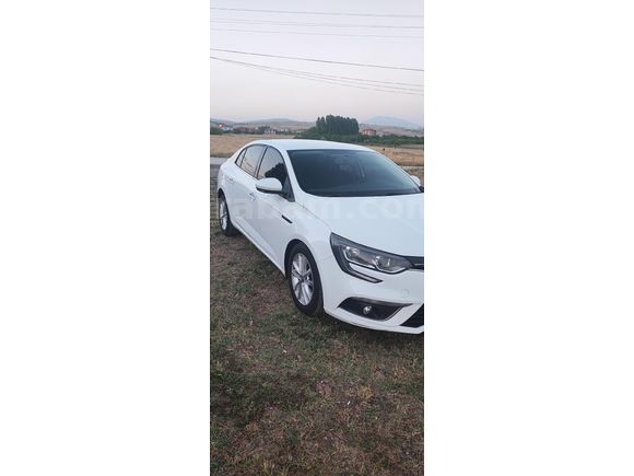 Sahibinden Renault Megane 1.5 dCi Touch 2019 Model Muş