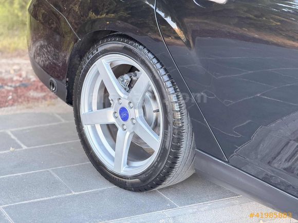 EMİR AUTO'dan FORD FOCUS 2015 ÇIKIŞLI 116 BİN KM