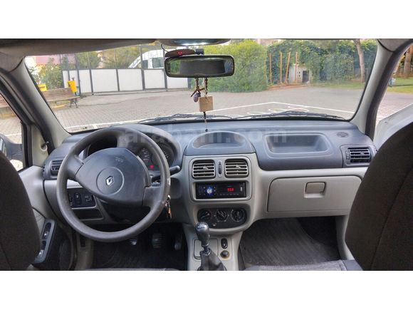 Sahibinden Renault Clio 1.4 Authentique 2004 Model