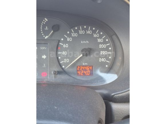 Sahibinden Renault Clio 1.4 2001 Model