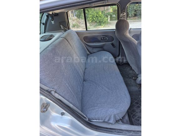 Sahibinden Renault Clio 1.4 2001 Model