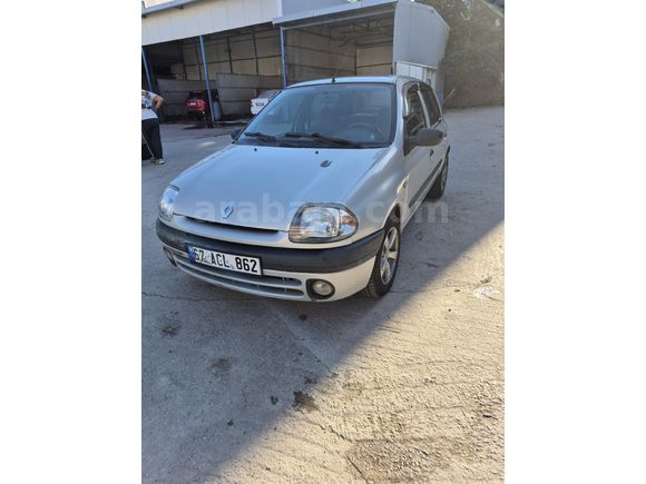 Sahibinden Renault Clio 1.4 2001 Model